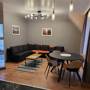 Amaya Apartment Warna